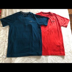 ✨Lot of 2 Under Armour dry fit Tees